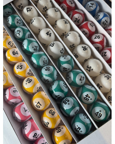 90 balles num. 10 fois Ø 38 mm